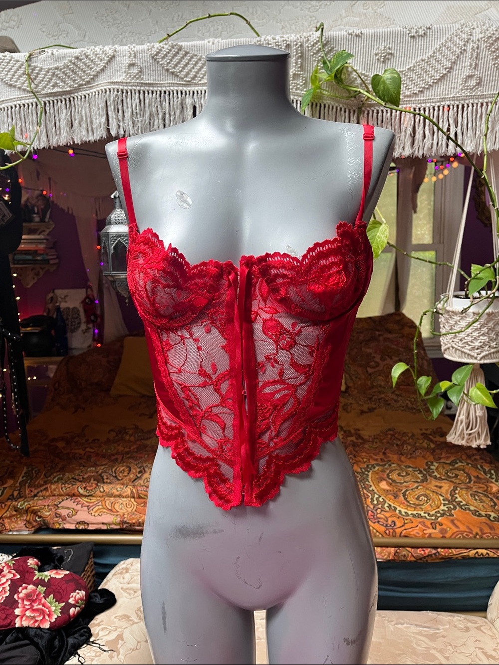 Vintage bright cherry red lace silky satin hook eye corset bustier top